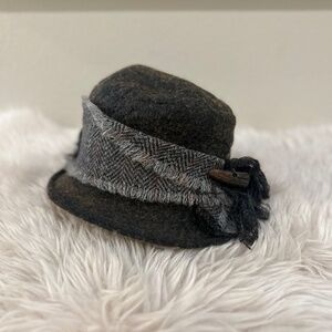 FabHatrix Wool Felt Fedora with Tweed Band - Edinburgh Boutique Find
